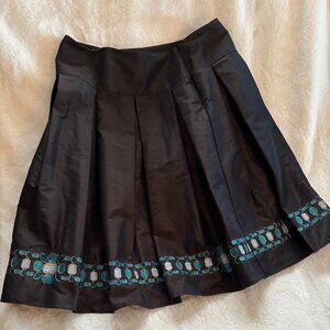Kay Unger metallic embroidered taffeta skirt
